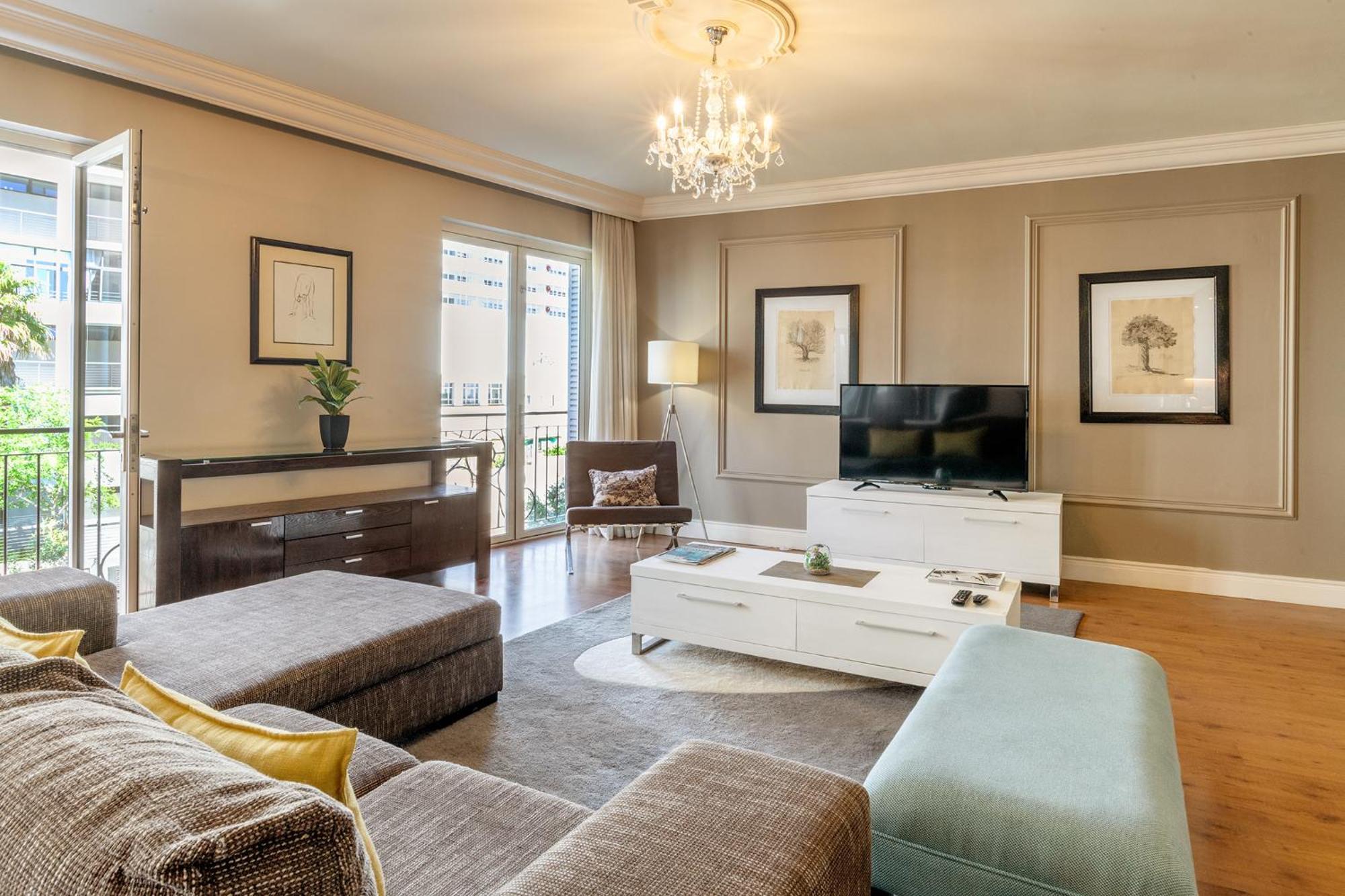 Cape Royale Luxury By Nivar * Cape Town