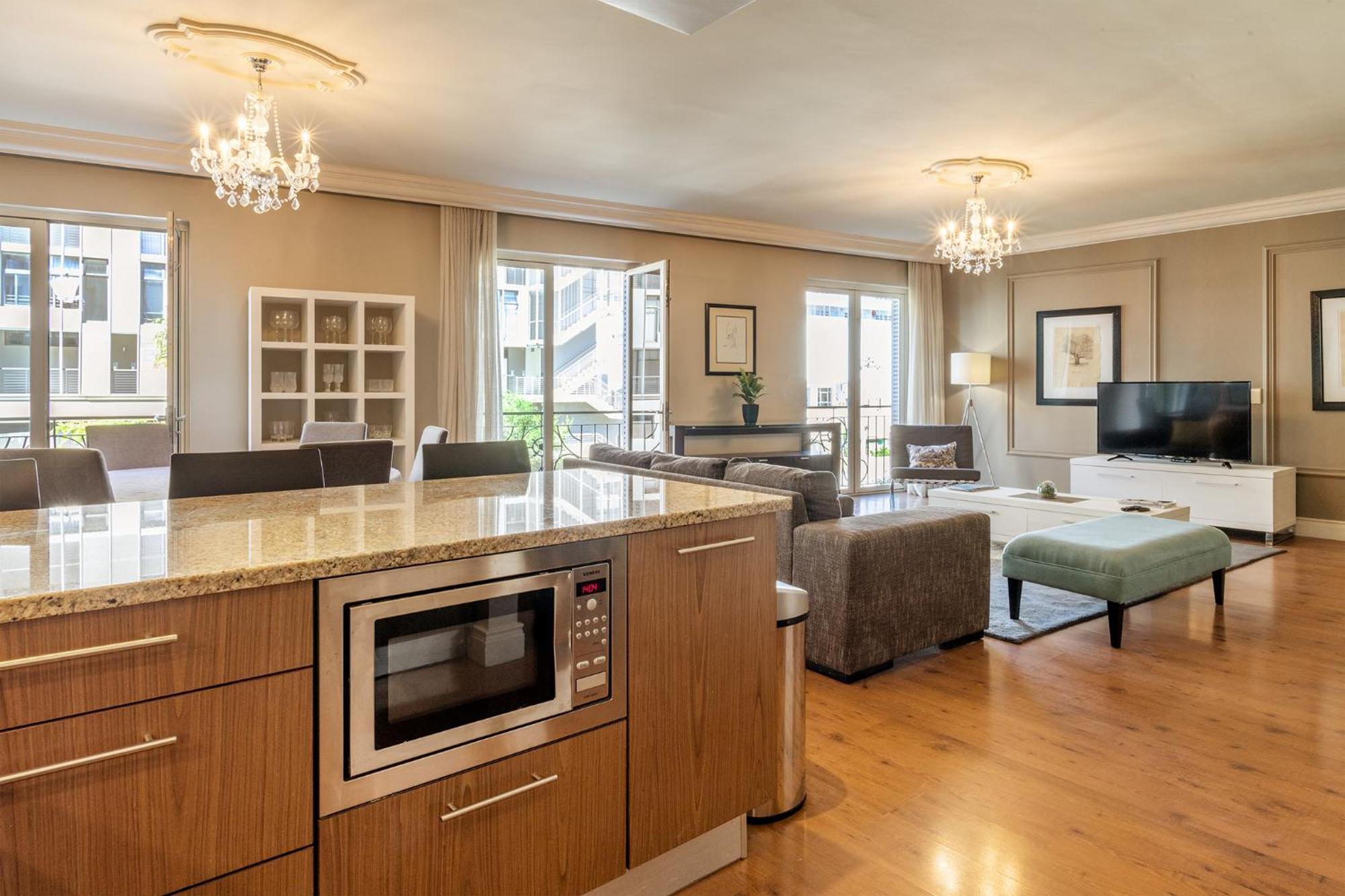 Cape Royale Luxury By Nivar Apartment *