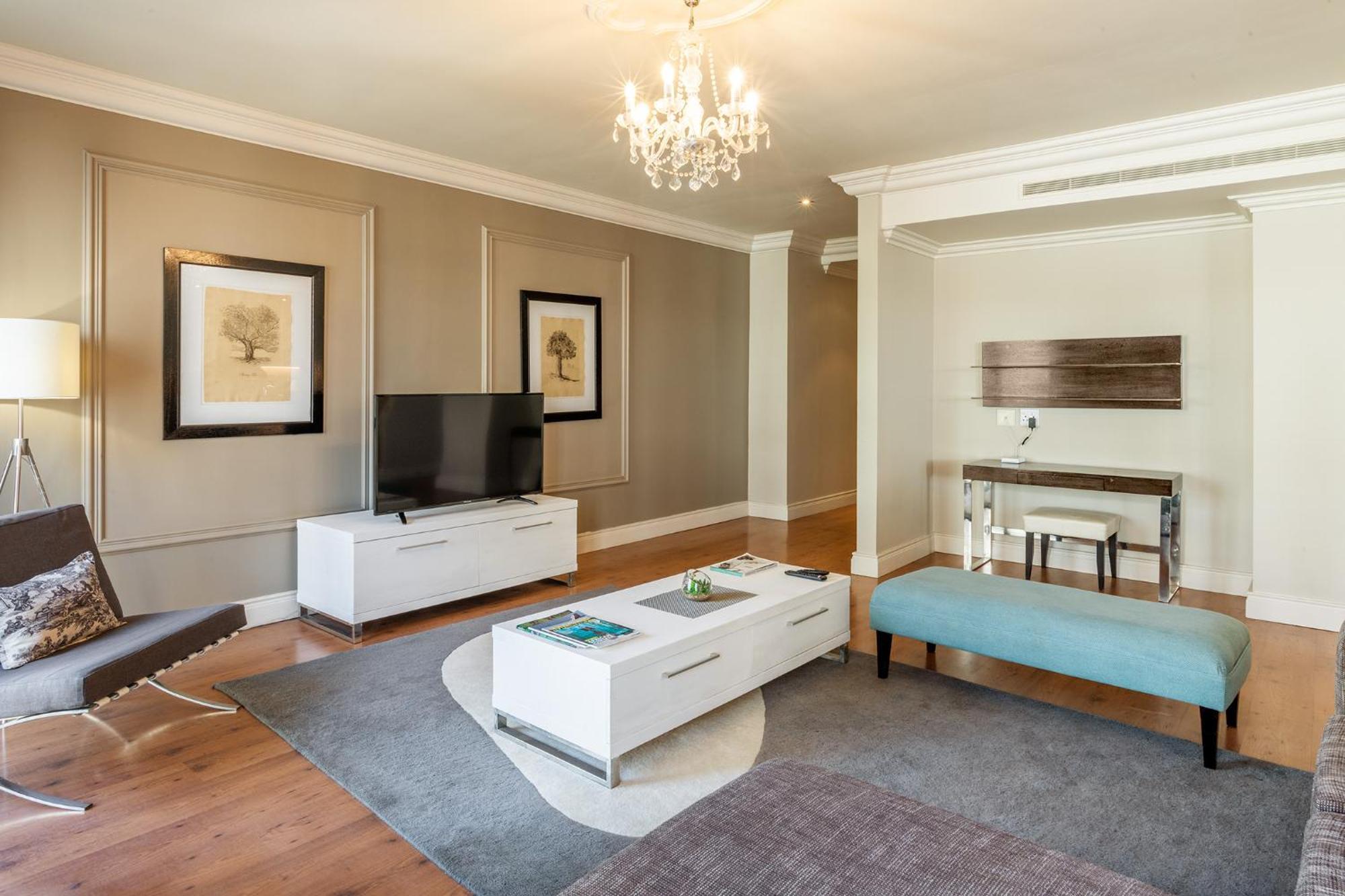 Cape Royale Luxury By Nivar Apartment