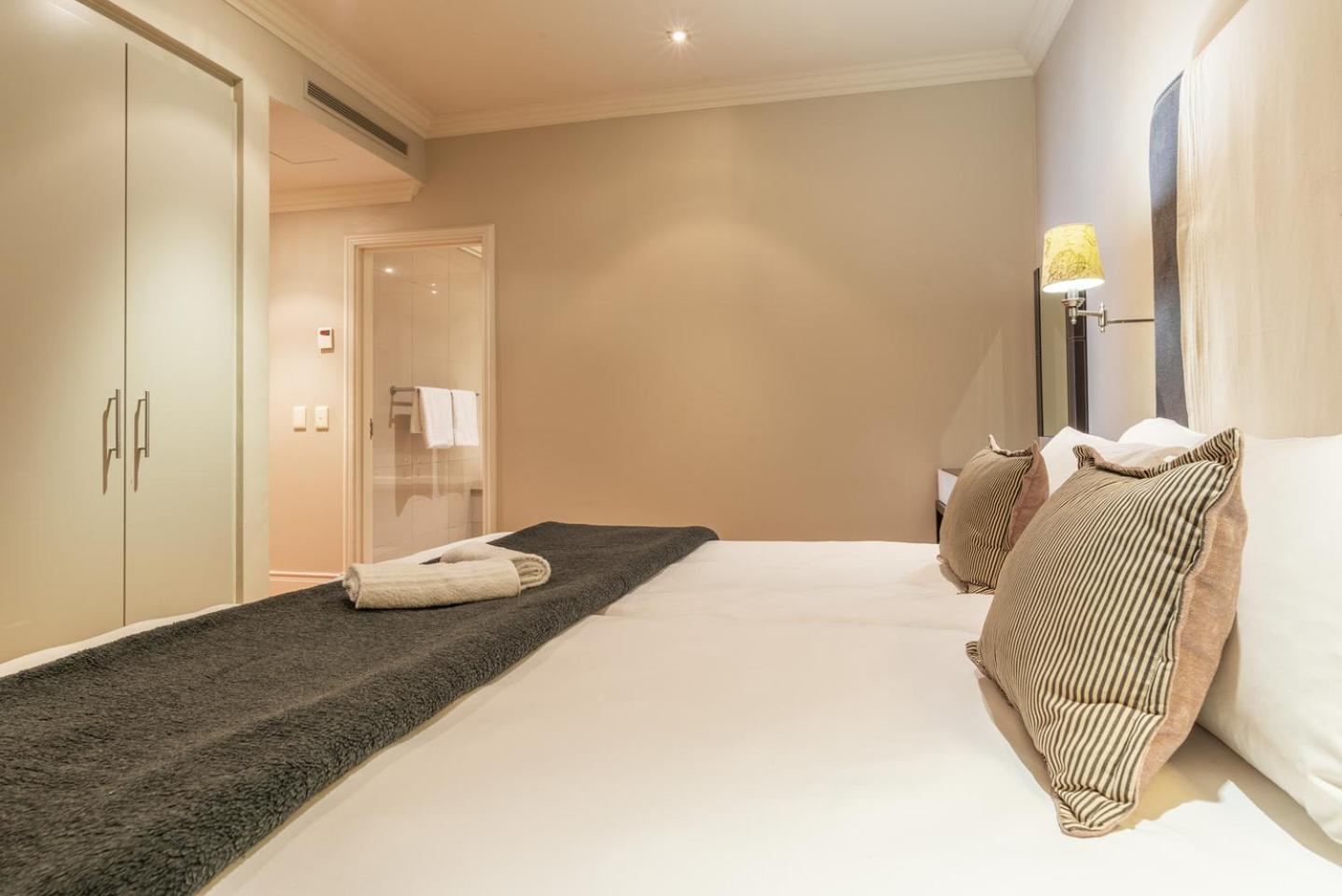 Cape Royale Luxury By Nivar Apartment Cape Town