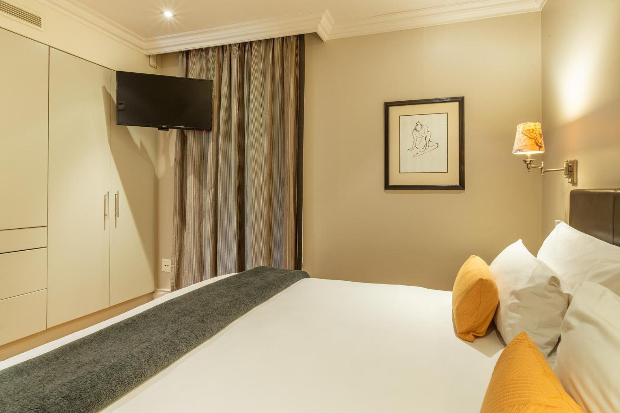 Cape Royale Luxury By Nivar * Cape Town