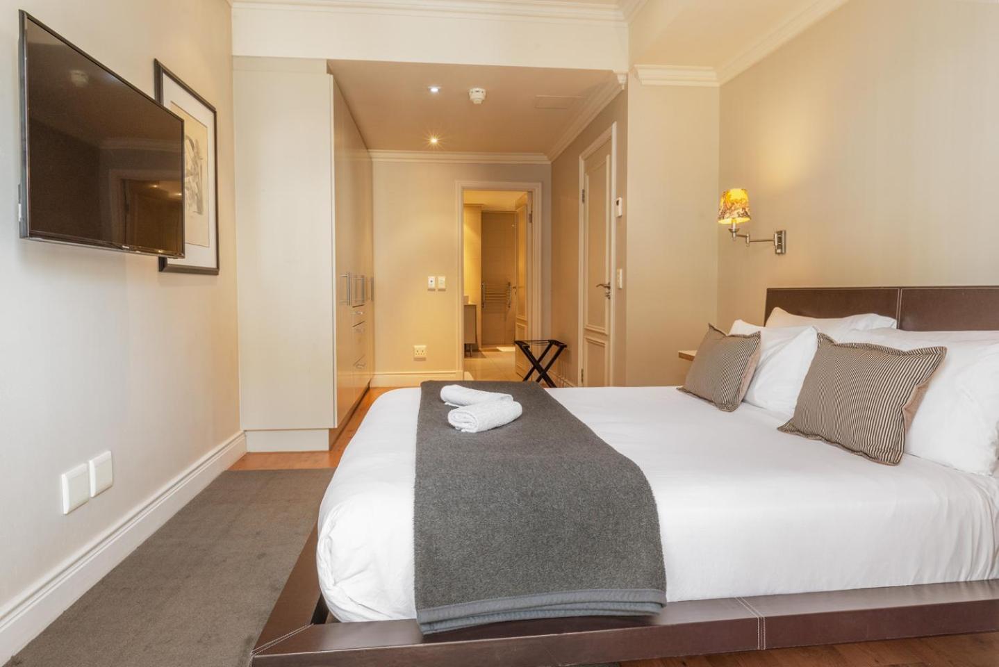 Cape Royale Luxury By Nivar