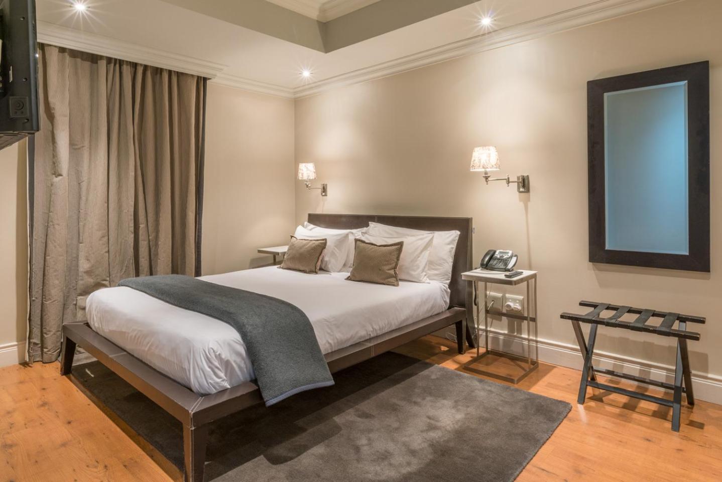 Cape Royale Luxury By Nivar