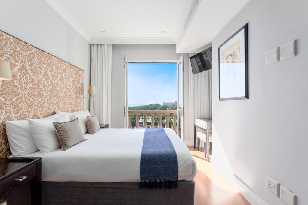 Cape Royale Luxury By Nivar Apartment Cape Town