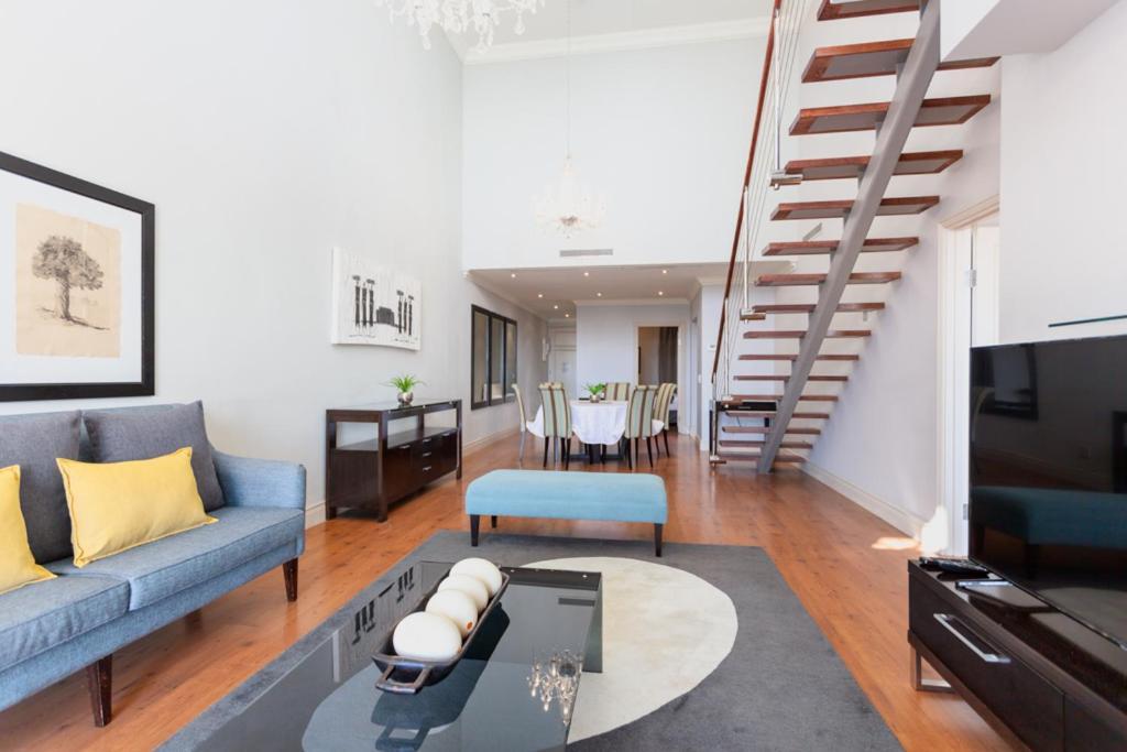 Apartment Cape Royale Luxury By Nivar Cape Town