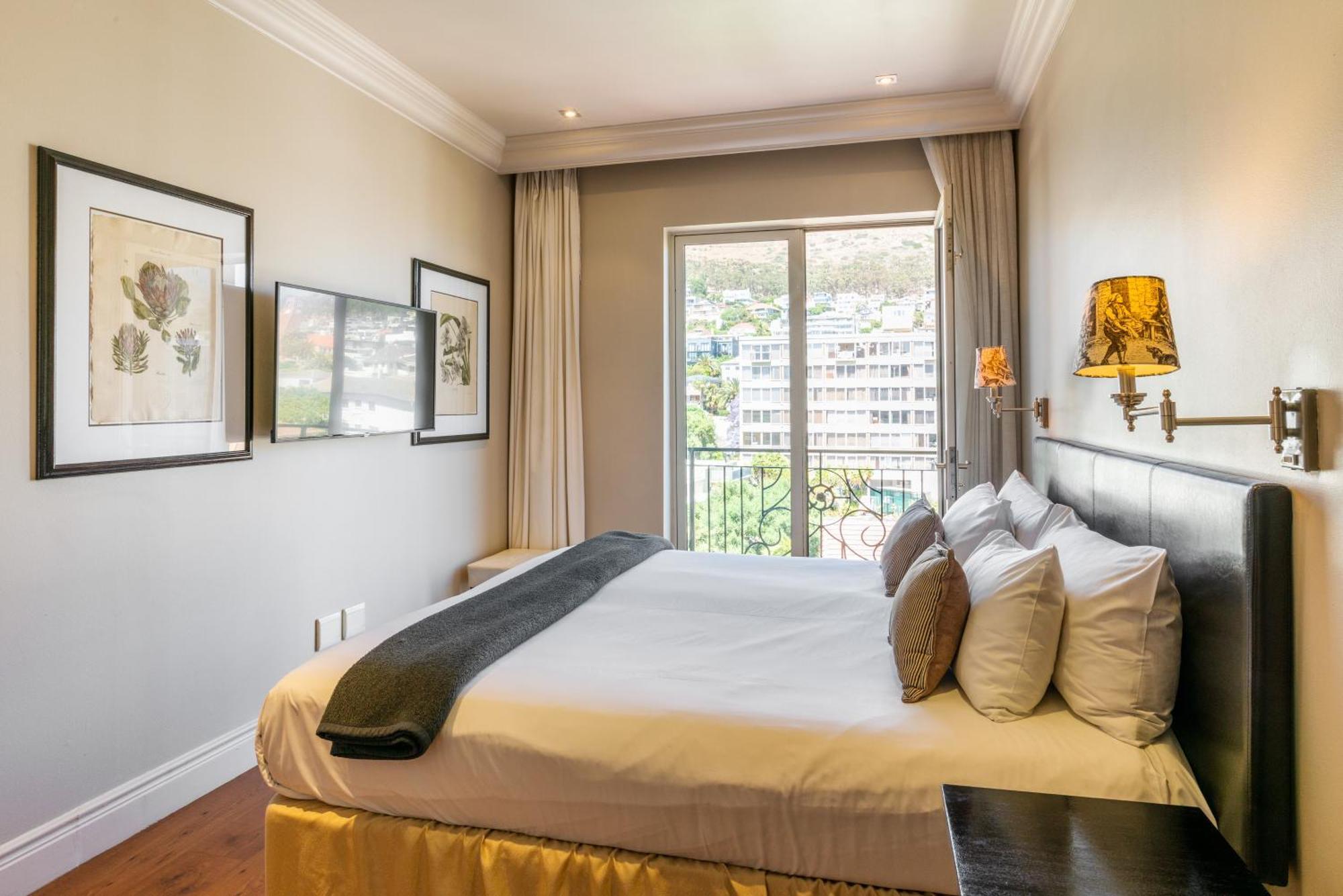 Cape Royale Luxury By Nivar Apartment Cape Town