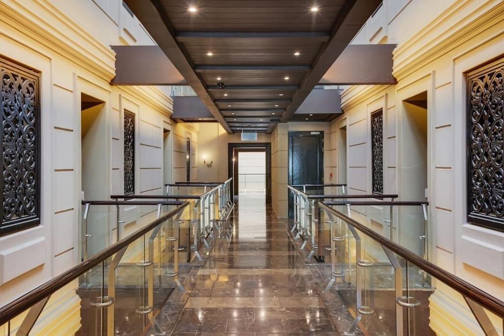 Cape Royale Luxury By Nivar Apartment Cape Town