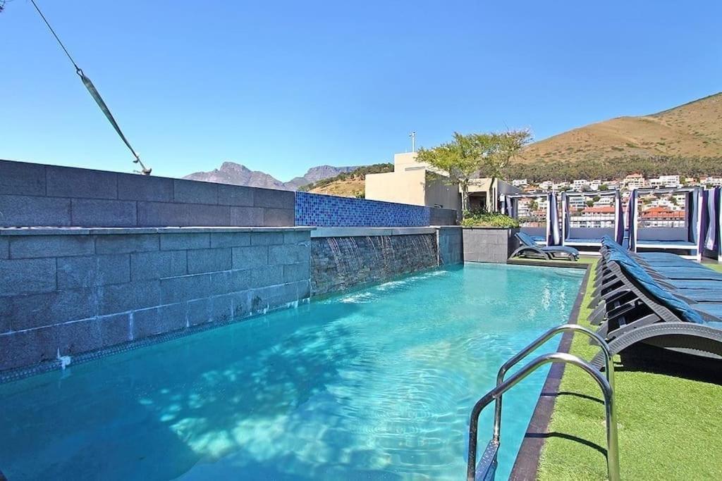Apartment Cape Royale Luxury By Nivar Cape Town